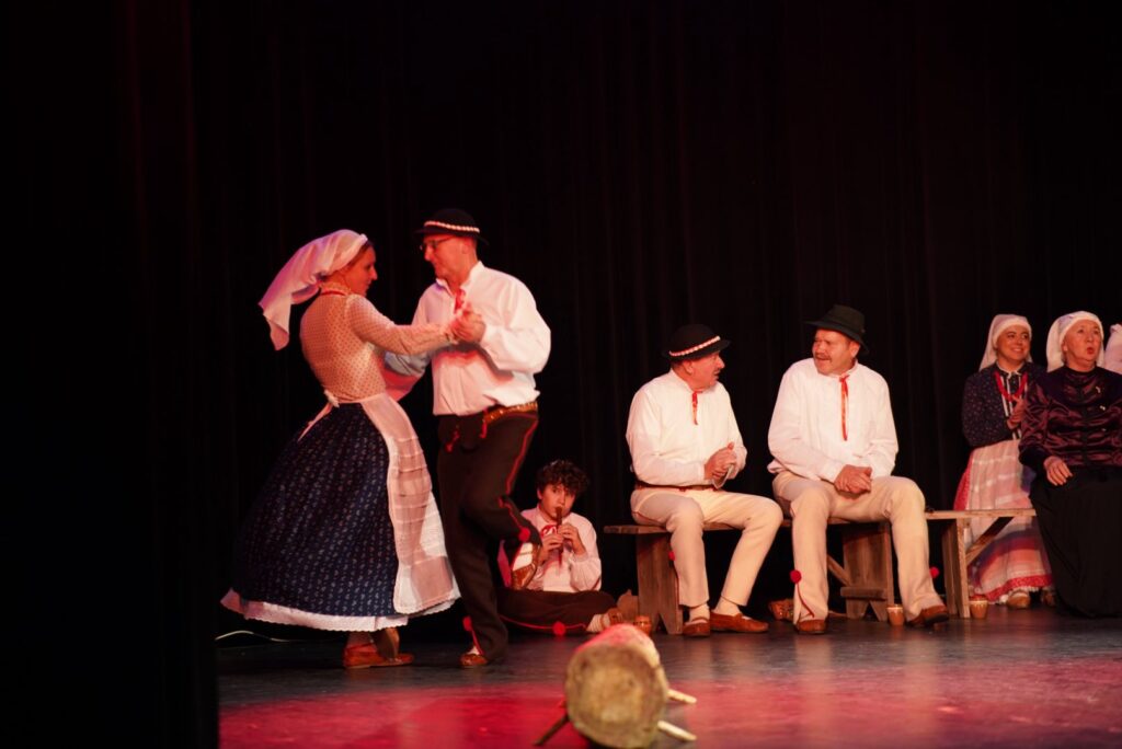 571769119 1435818198015950 5341081673911004539 N