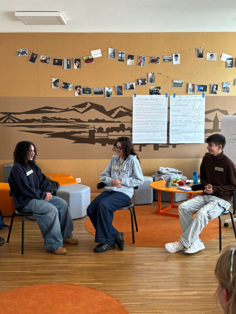 „Szkoła demokracji – Bruksela od kuchni”